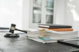 Jakie dokumenty i dowody są kluczowe w skutecznym dochodzeniu odszkodowań?